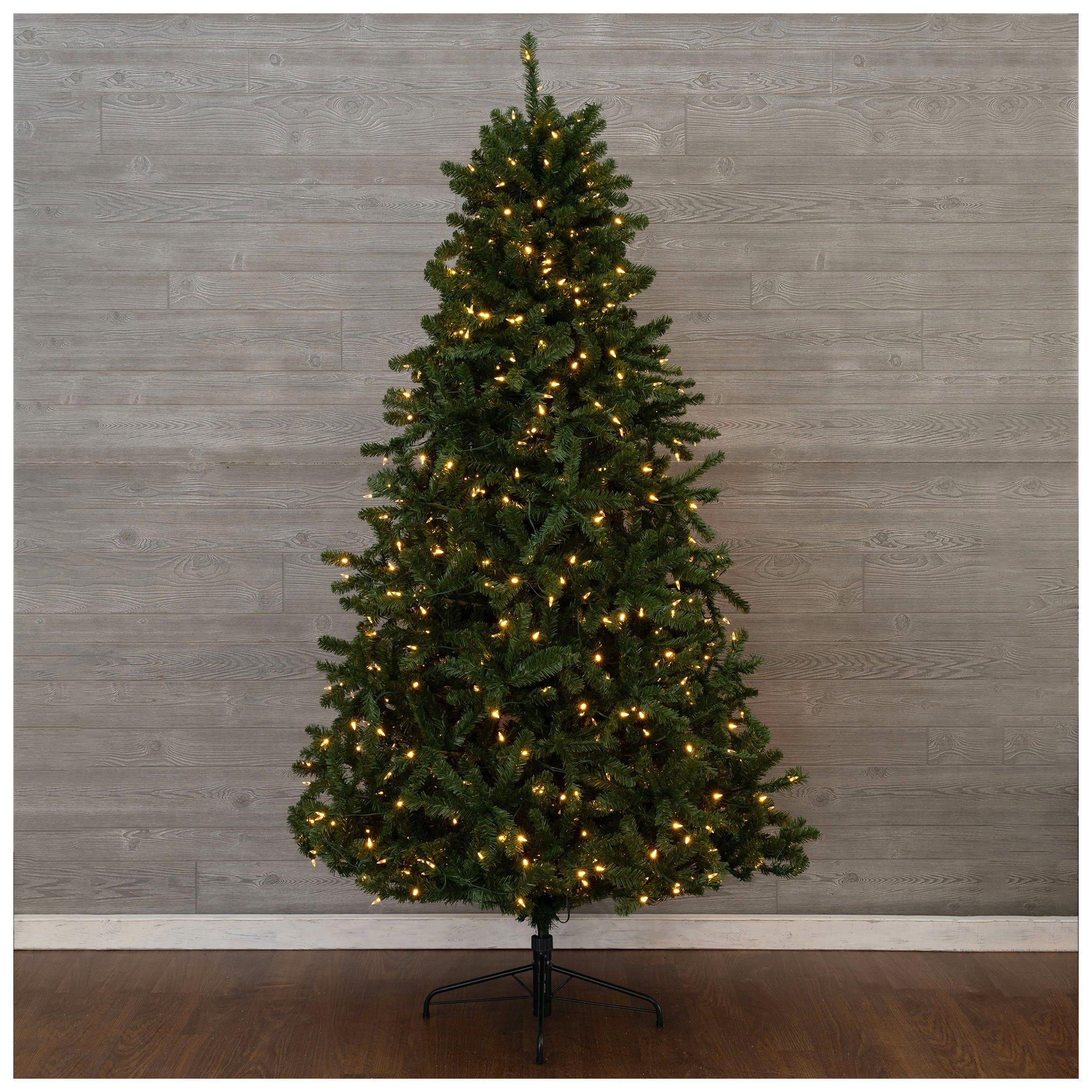 Brookwood Fir Pre-Lit Christmas Tree - 7.5 ft